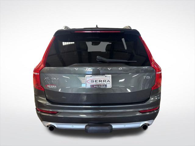 2018 Volvo XC90 T5 Momentum