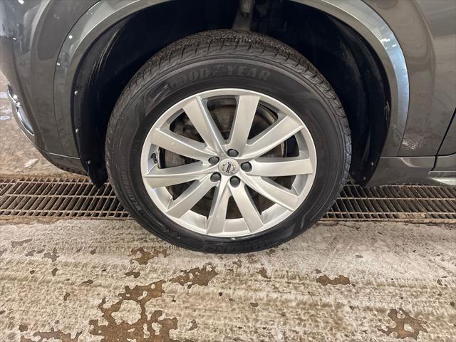 2018 Volvo XC90 T5 Momentum