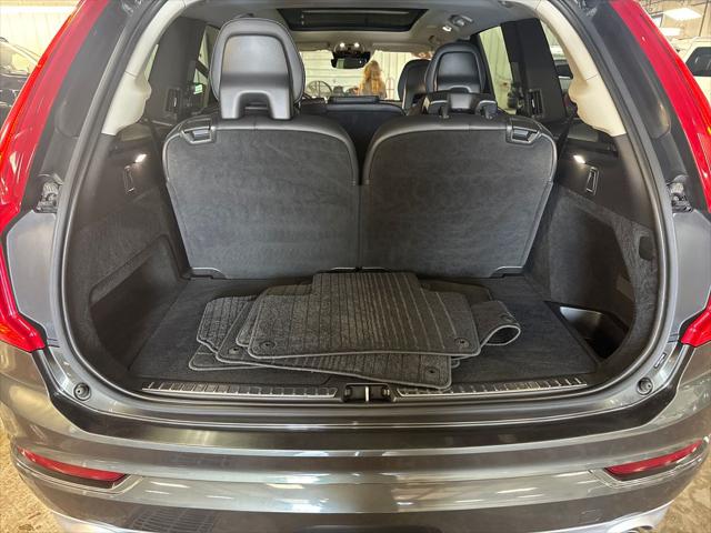 2018 Volvo XC90 T5 Momentum