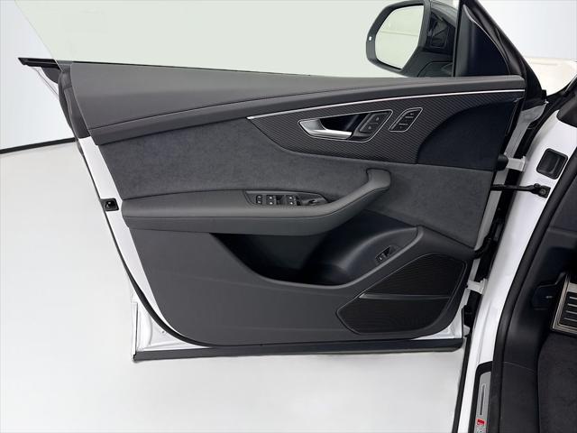 2026 Audi RS Q8 performance quattro tiptronic