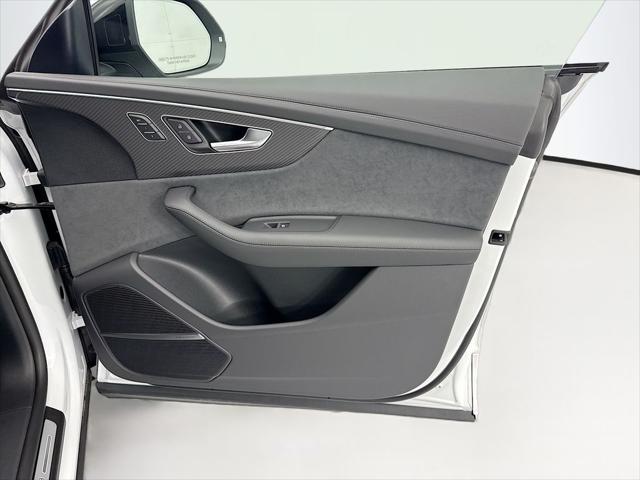 2026 Audi RS Q8 performance quattro tiptronic