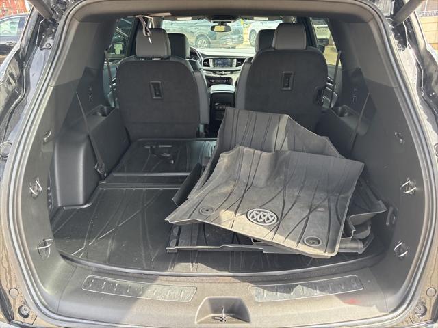 2023 Buick Enclave Essence FWD