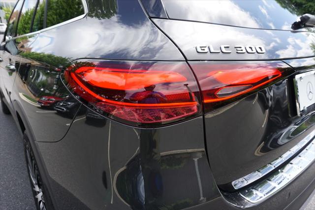 2025 Mercedes-Benz GLC 4MATIC SUV