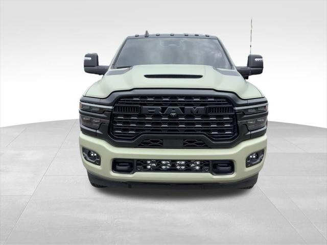2026 Ram 3500 Limited Crew Cab 4x4 8' Box