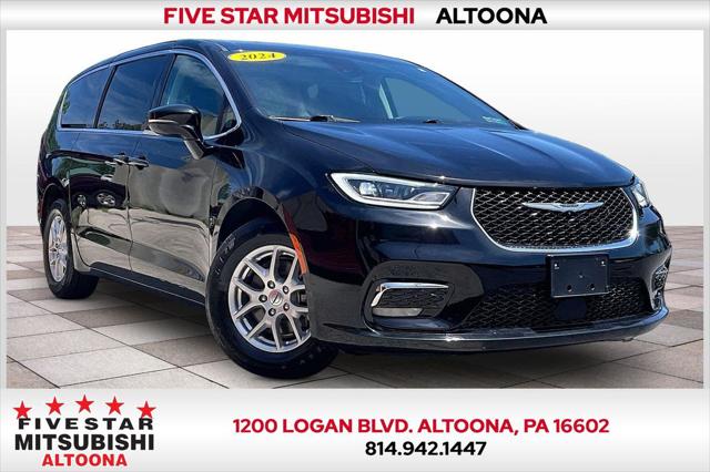 2024 Chrysler Pacifica Touring L for sale in Altoona, PA