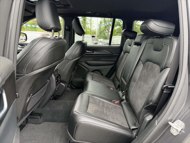 2023 Jeep Grand Cherokee Altitude 4x4
