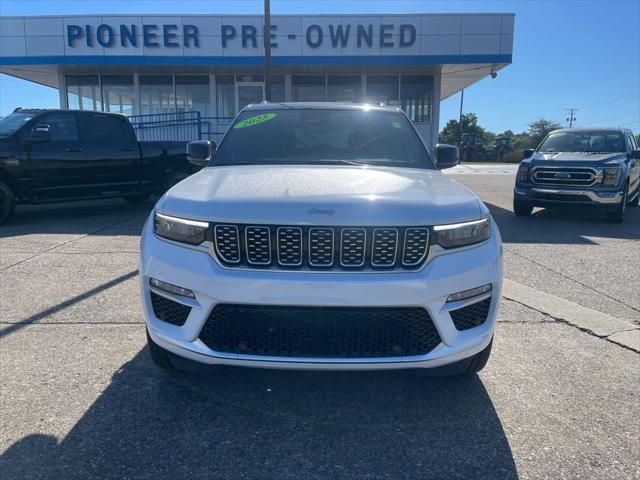 2025 Jeep Grand Cherokee Summit 4x4