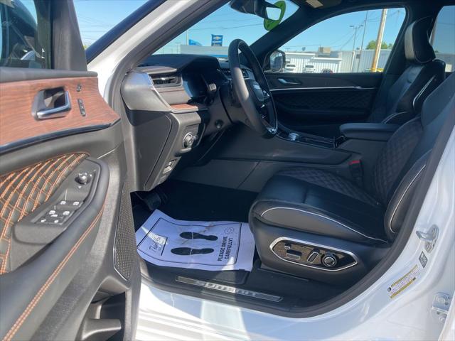 2025 Jeep Grand Cherokee Summit 4x4