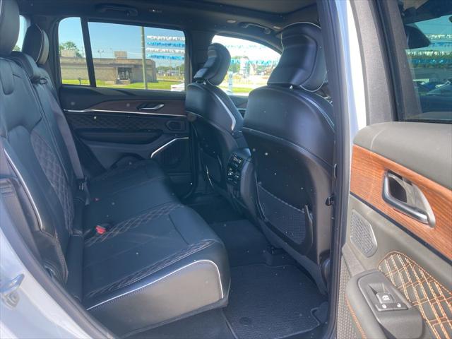 2025 Jeep Grand Cherokee Summit 4x4