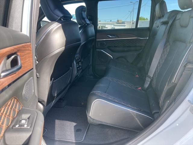 2025 Jeep Grand Cherokee Summit 4x4