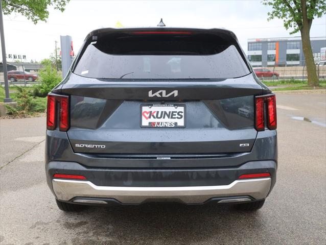 2024 Kia Sorento S