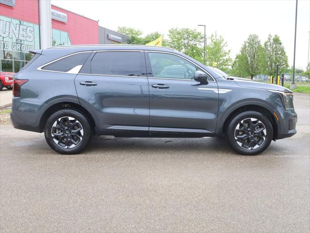 2024 Kia Sorento S