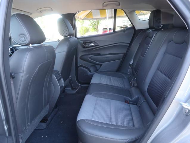 2025 Chevrolet Trax FWD LT