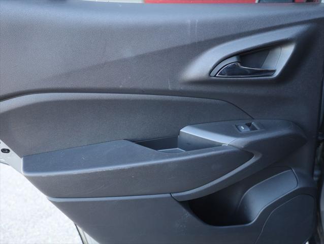 2025 Chevrolet Trax FWD LT