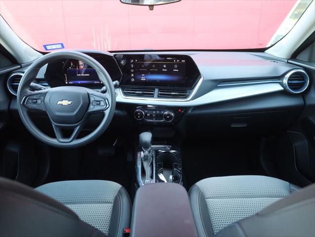 2025 Chevrolet Trax FWD LT