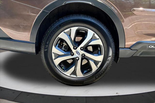 2021 Subaru Outback Touring