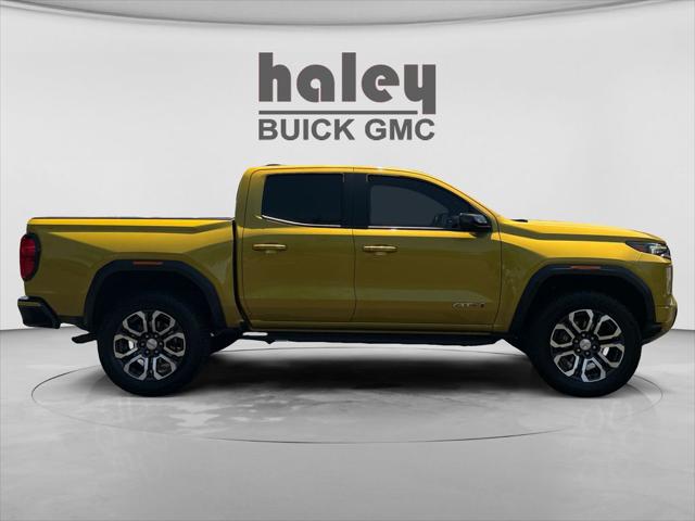 2023 GMC Canyon 4WD Crew Cab Short Box AT4