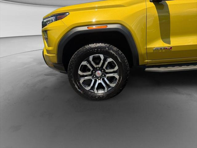 2023 GMC Canyon 4WD Crew Cab Short Box AT4