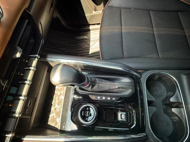 2023 GMC Canyon 4WD Crew Cab Short Box AT4