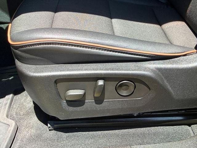 2023 GMC Canyon 4WD Crew Cab Short Box AT4