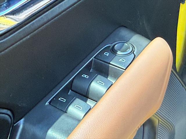 2023 GMC Canyon 4WD Crew Cab Short Box AT4