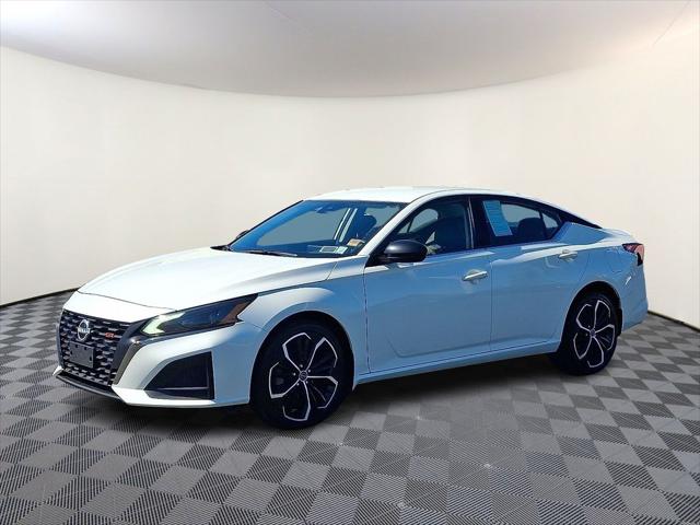 2023 Nissan Altima SR Intelligent AWD