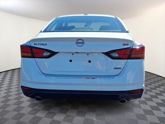 2023 Nissan Altima SR Intelligent AWD
