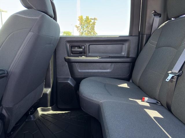 2024 Ram 3500 Tradesman Crew Cab 4x4 8' Box