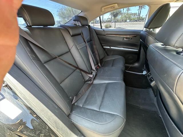 2013 Lexus ES 350 Sedan