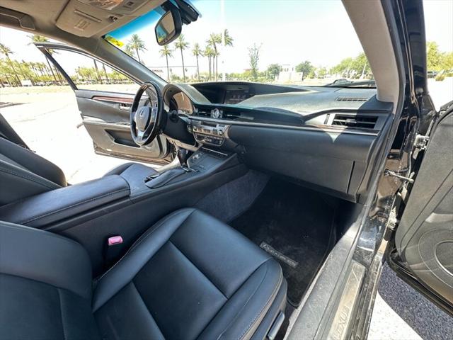 2013 Lexus ES 350 Sedan