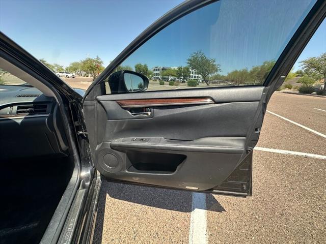 2013 Lexus ES 350 Sedan