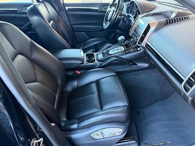 2018 Porsche Cayenne Platinum Edition