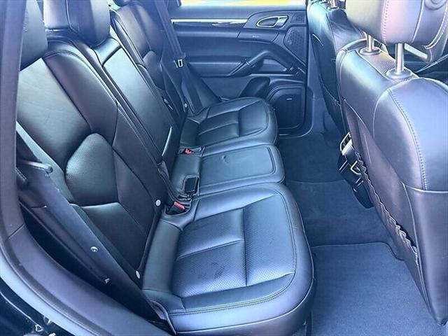 2018 Porsche Cayenne Platinum Edition