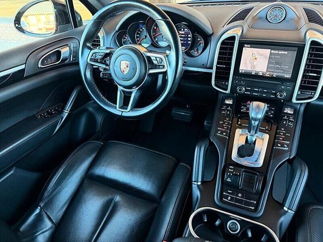 2018 Porsche Cayenne Platinum Edition