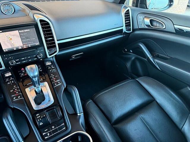 2018 Porsche Cayenne Platinum Edition