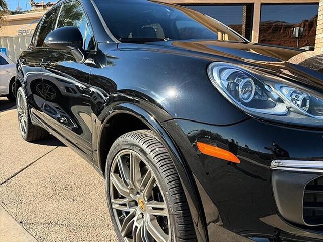 2018 Porsche Cayenne Platinum Edition