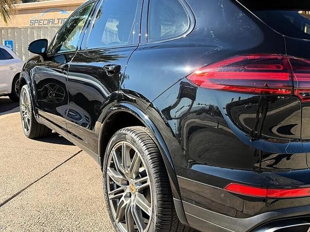 2018 Porsche Cayenne Platinum Edition