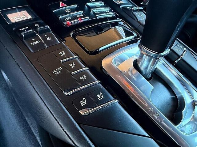 2018 Porsche Cayenne Platinum Edition