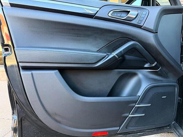 2018 Porsche Cayenne Platinum Edition