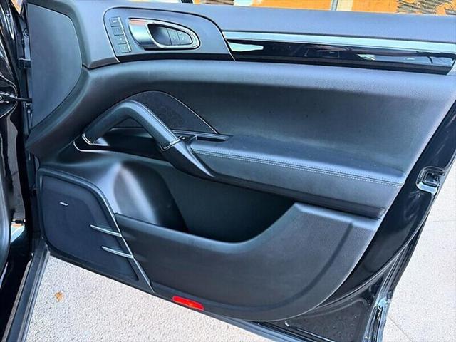 2018 Porsche Cayenne Platinum Edition