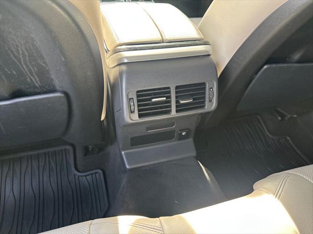 2018 Land Rover Range Rover Velar P250 SE R-Dynamic
