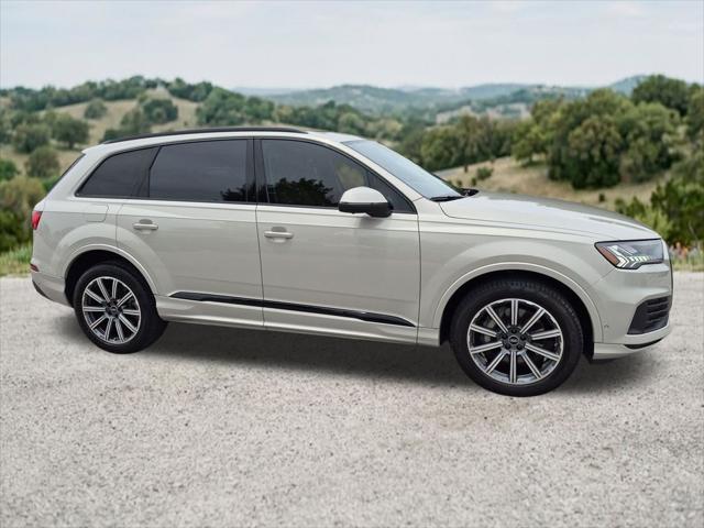 2023 Audi Q7 Premium Plus 45 TFSI quattro Tiptronic