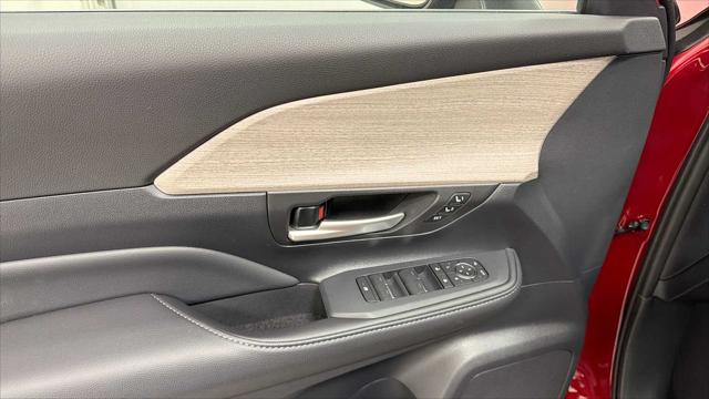 2025 Toyota Grand Highlander Hybrid Limited