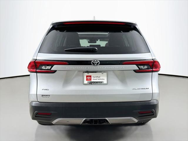 2024 Toyota Grand Highlander Platinum