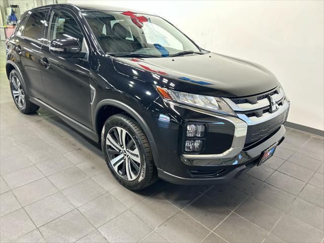 2024 Mitsubishi Outlander Sport 2.0 SE AWC 2024 Mitsubishi Outlander Sport 2.0 SE AWC