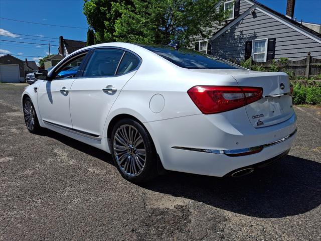 2016 Kia Cadenza Limited