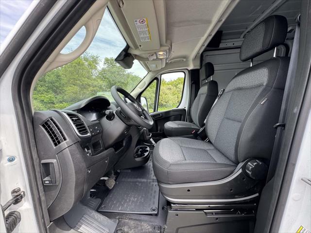 2026 Ram ProMaster Cargo Van SLT High Roof 136" WB