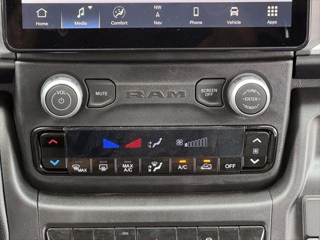 2026 Ram ProMaster Cargo Van SLT High Roof 136" WB