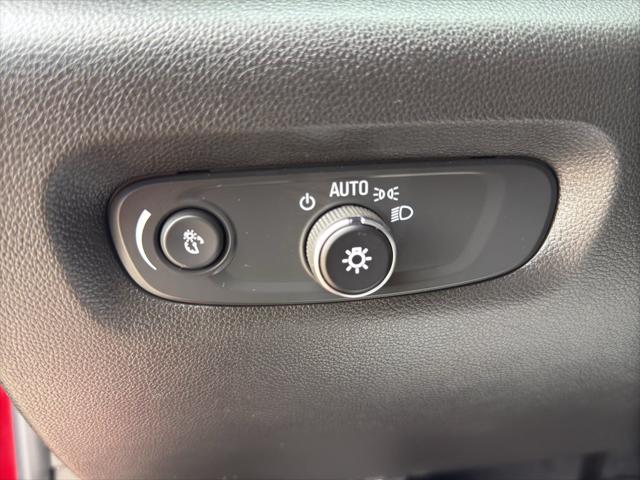 2023 Chevrolet Traverse AWD LT Cloth
