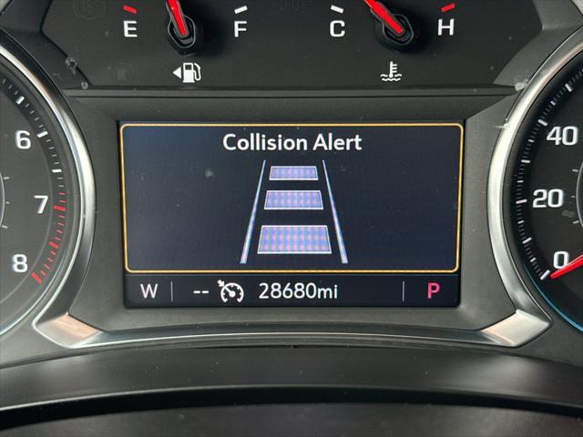 2023 Chevrolet Traverse AWD LT Cloth